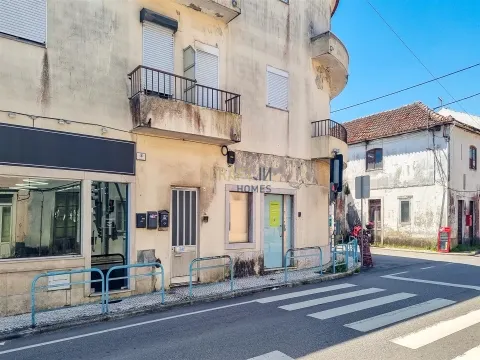 Shop for Sale in Maceira – Leiria | Excellent Location