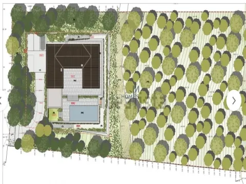 Magnífica parcela edificable con una superficie total de 4.240 m², ideal para la construcción