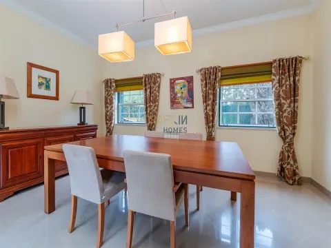 Villa contemporaine de 4 chambres à Beloura - Sintra