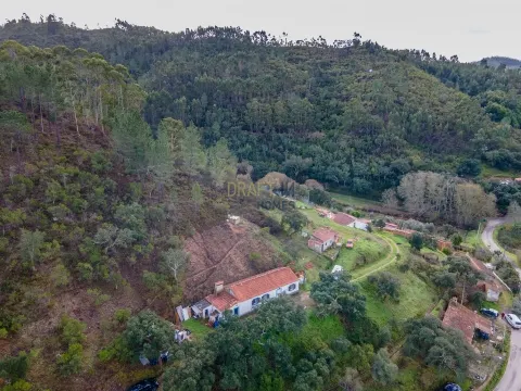 Moradia T2 remodelada em Monchique