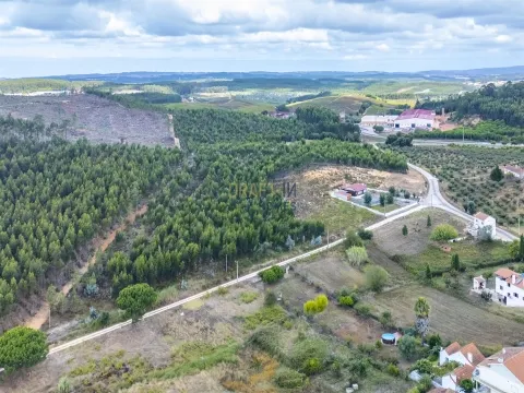 Terreno edificabile di 1000 m2.  