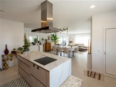 Vivienda T4 de una sola planta con arquitectura moderna en Pataias | Alcobaça