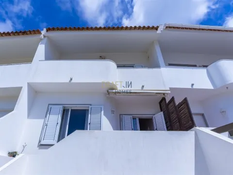 Belle villa de 3+1 chambres avec vue sur la mer à Ericeira !