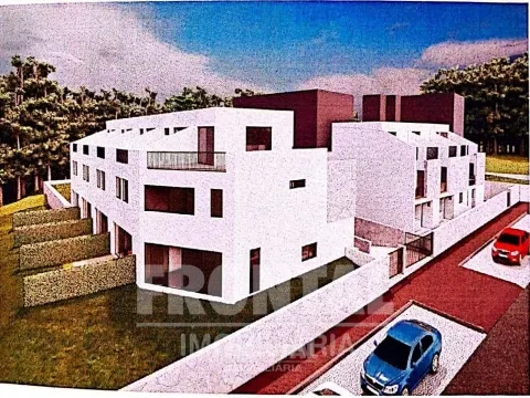 Urban Land with 3,800 m² | El Corte Inglés, Mafamude, Vila Nova de Gaia