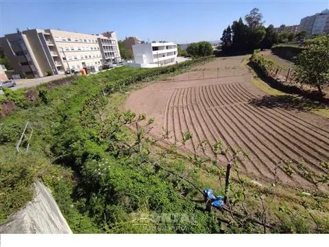Land - 6,600 m² | Valongo Center, Porto