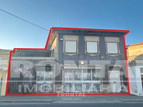 Warehouse with Housing Potential | Milheirós, Maia