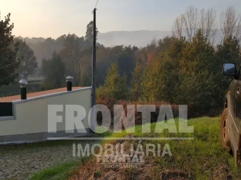 Terreno com 4.210 m² e 80m de Frente de Rio | Covas, Vila Nova de Cerveira