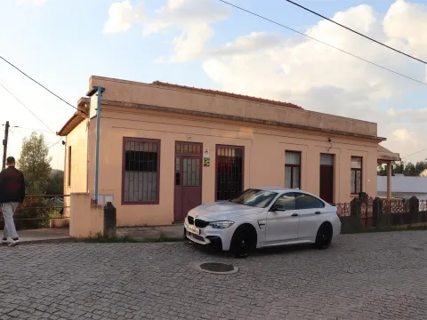 Moradia Isolada T2+2