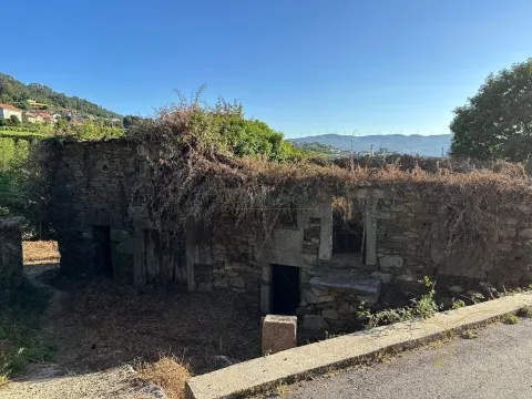 Moradia Pedra; Riba Mouro; Monção; Rio; ImoFaçanha