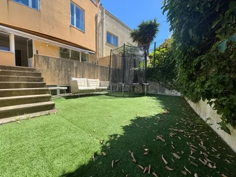 Moradia T5 com jardim e vista mar | Pinhais da Foz