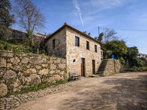 Moradia para Restaurar T2