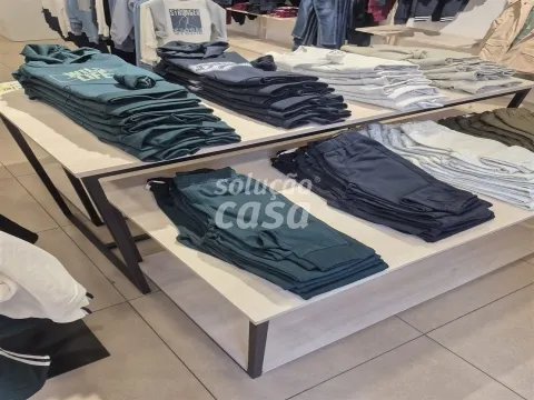 Trespasse de Loja de Roupas Infantis!
