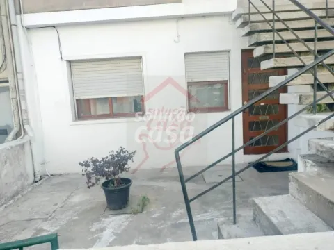 Andar Moradia T1+1 somente para INVESTIDORES!