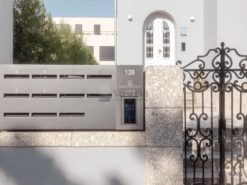 Apartamento T4 de LUXO - Rua dos Combatentes da Grande Guerra - Guimarães