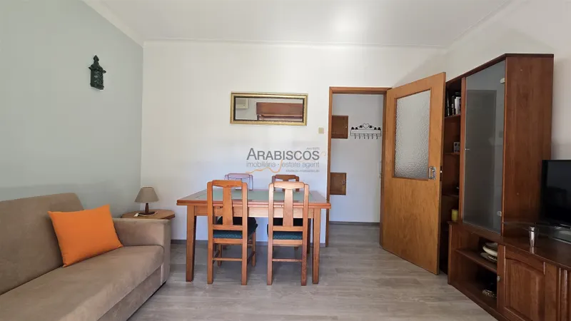 Apartamento T2 - 2 varandas - ar condicionado - Bairro Pontal - Portimão