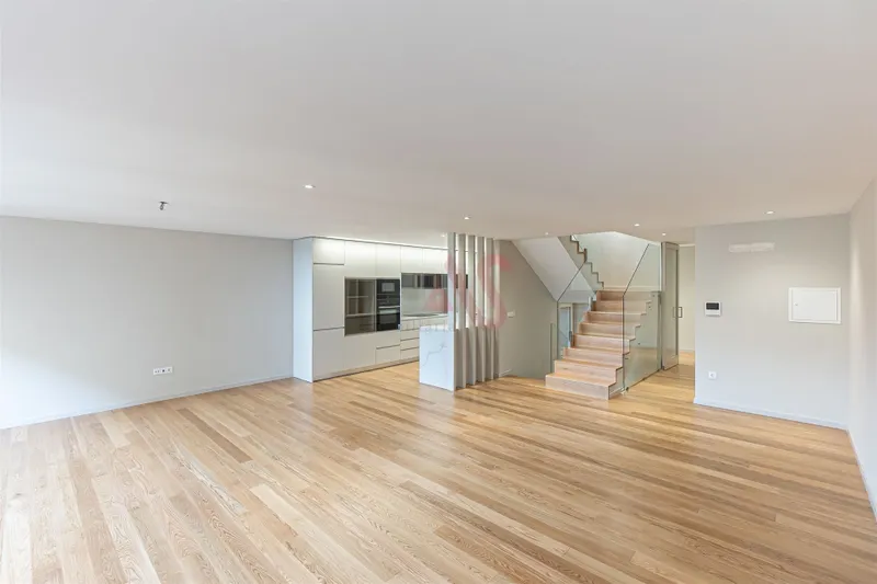 Lujosa villa de 3+1 dormitorios en Foz do Douro, a tiro de piedra de la playa