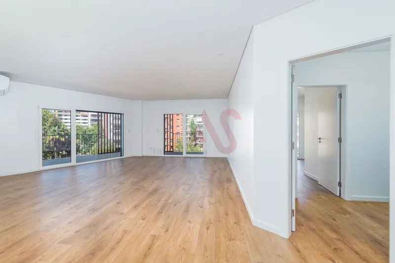 NUEVO apartamento de 3 dormitorios en la Urbanización Colinas do Cruzeiro, en Odivelas