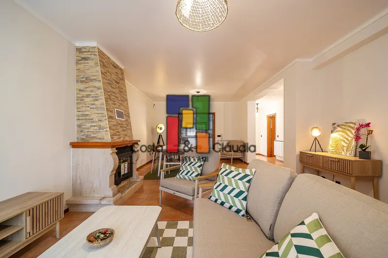 Semi-detached house T4