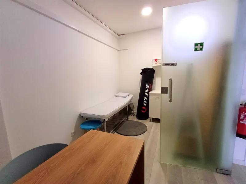 Geschäft mit Schaufenster zu verkaufen in Figueira da Foz!