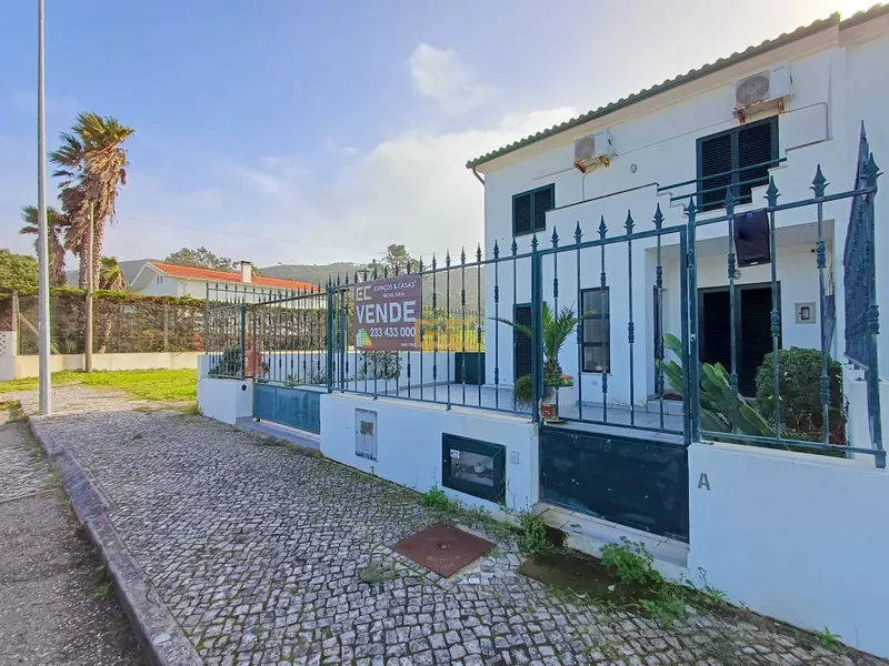 3-Bedroom House for Sale - Quiaios Beach!