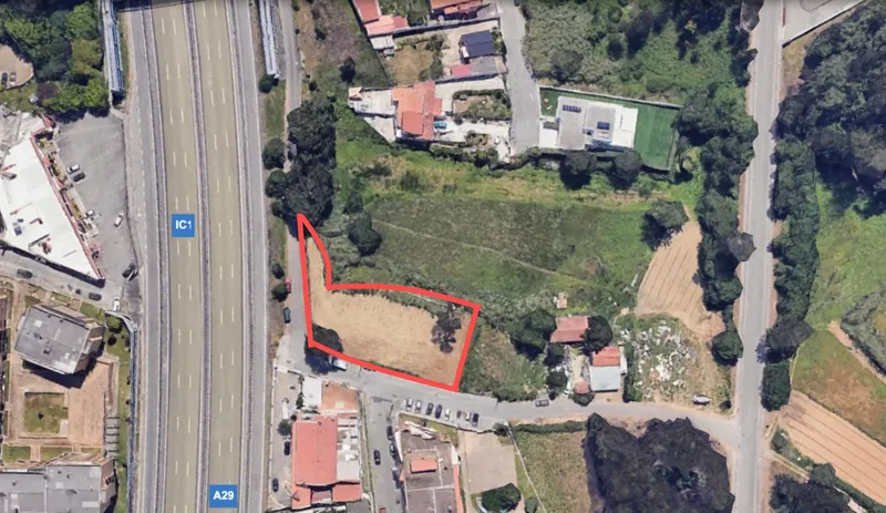 Urban Land - 1 367 m² | Gulpilhares and Valadares, Vila Nova de Gaia, Porto