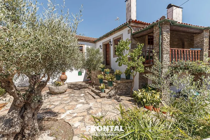 5-Suite House - Furnished and Equipped | Frechas, Mirandela