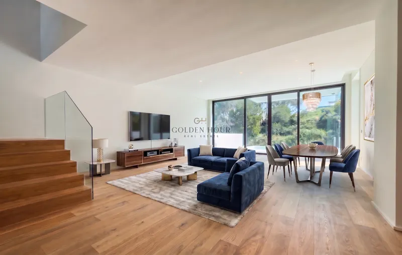 Moradia de Luxo T4 em Gaia | Piscina, Elevador Privativo & Domótica | Golden Hour