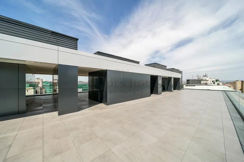 Penthouse T4 de Luxo em Vila Nova de Gaia | Golden Hour Real Estate