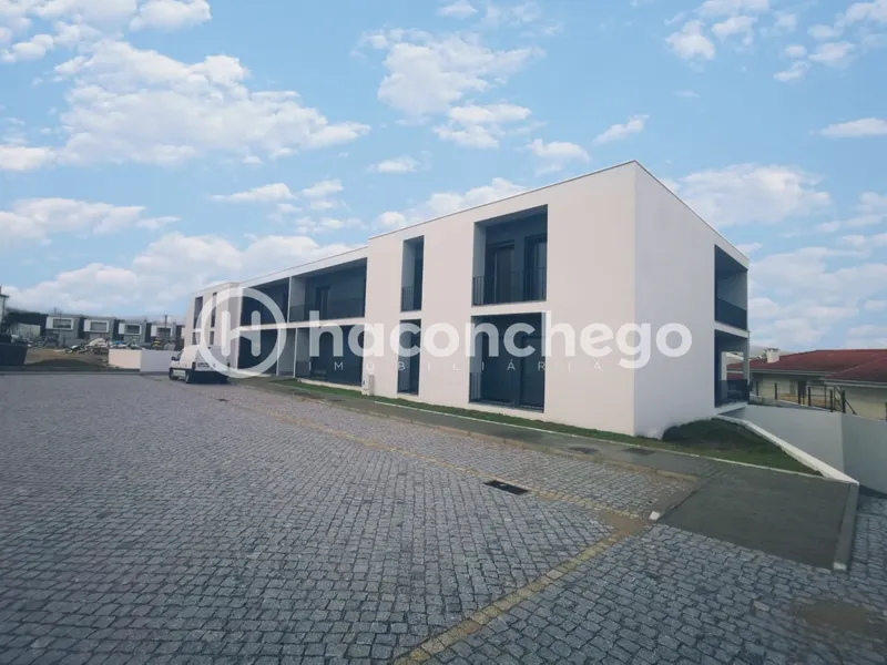 Apartamento T3 com garagem em Arcozelo, Barcelos