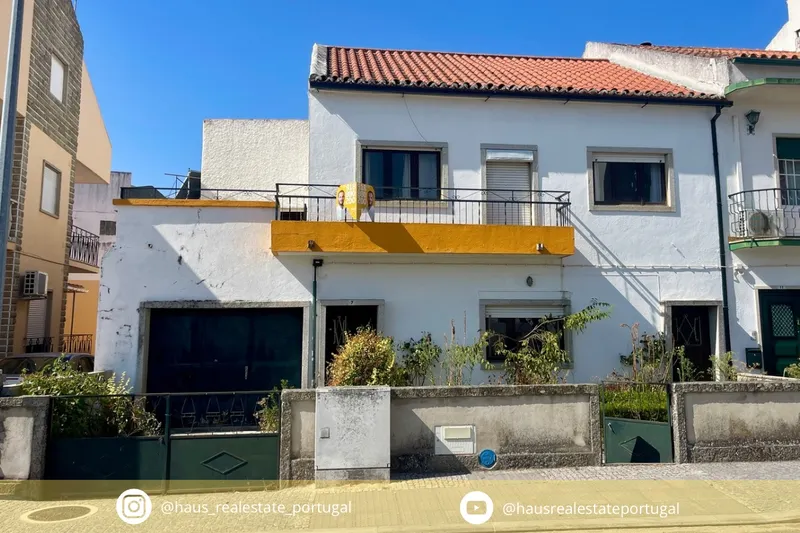 Maison dans village 5 Chambre(s)