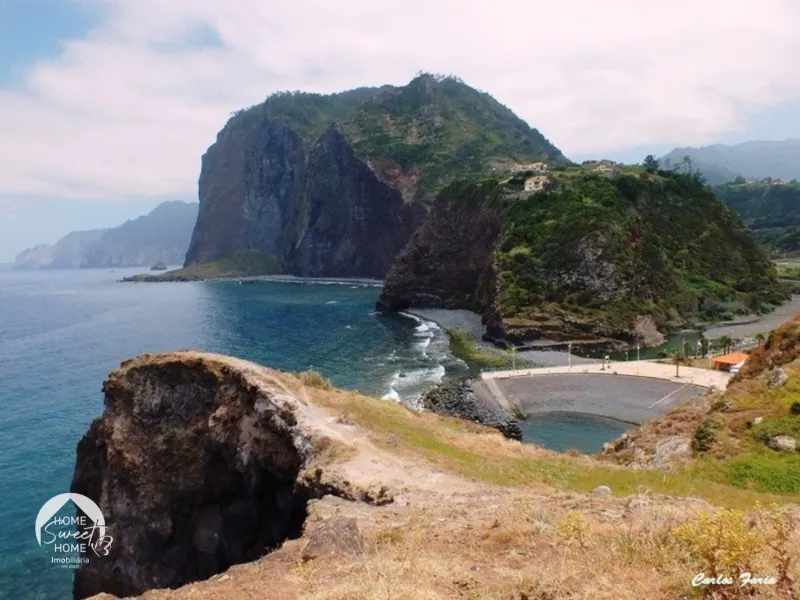 Terrain au point de vue de Guindaste
