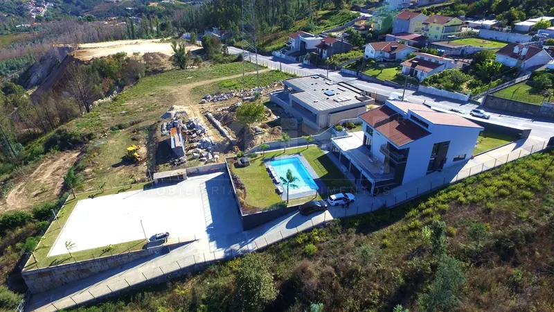 Detached house T5+1