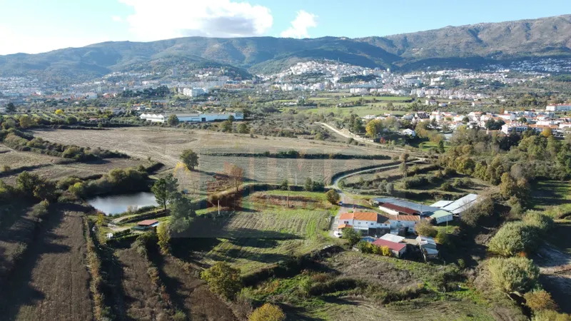 Quinta / Herdade com cerca de 11 ha - Covilhã