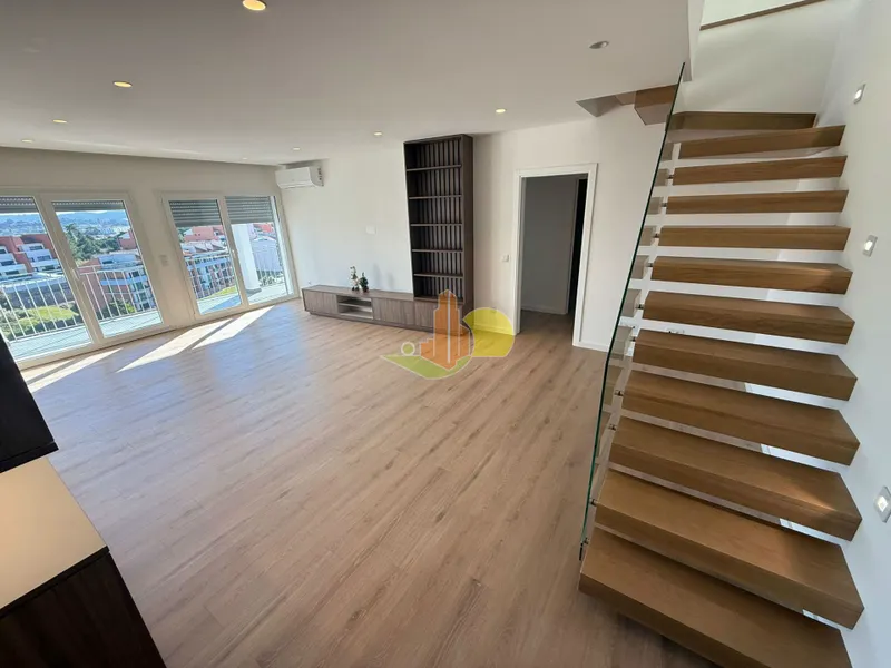 Apartamiento T2+2 DUPLEX