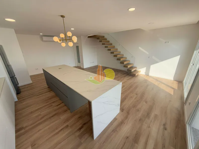 Apartement 2 kamerwoning +2 DUPLEX