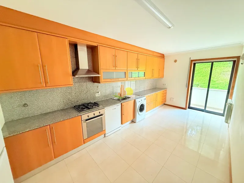 3 Bedrooms with two Garages - Qta Da Borloteira