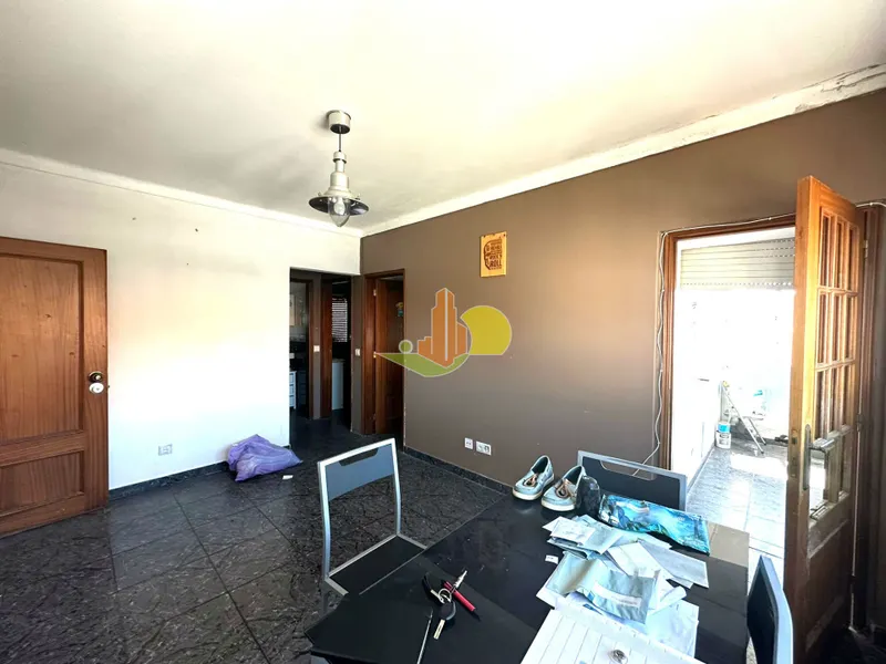 Appartement T2 à rénover !