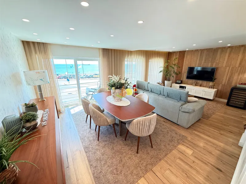 T3 avec garage - 1ère ligne de mer