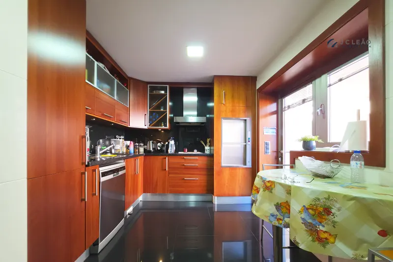 House T4+1