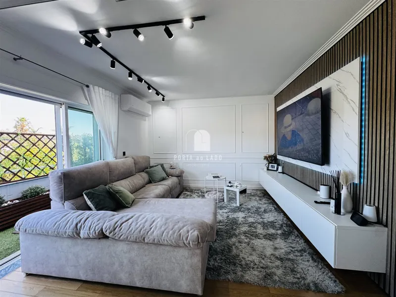 Top Floor 3-Bedroom Apartment with Terrace, Sea Views and Private Garage in Grijó | Vila Nova de Gai