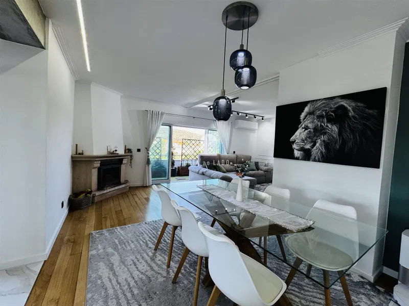 Top Floor 3-Bedroom Apartment with Terrace, Sea Views and Private Garage in Grijó | Vila Nova de Gai