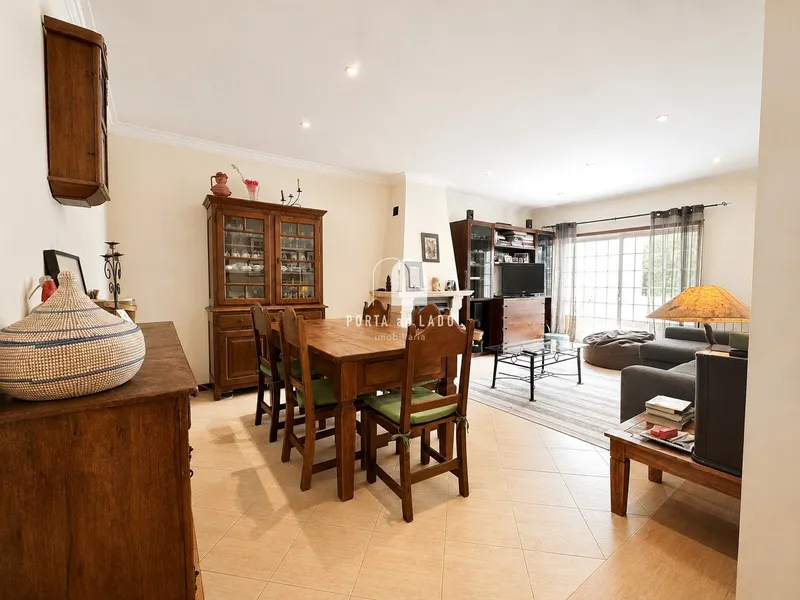 Moradia T3 com Jardim e Garagem em Perosinho | Vila Nova de Gaia