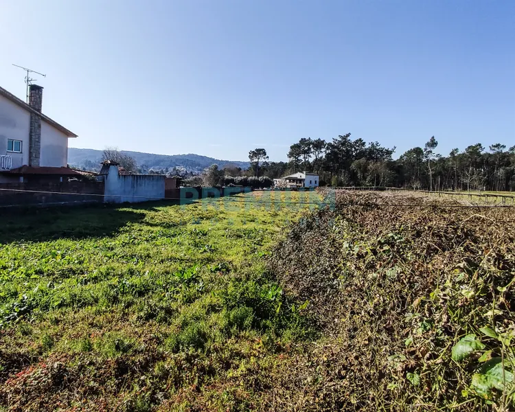 Terreno 9 habitaciones