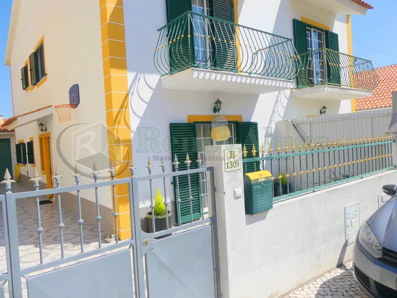 Maison jumelée 3 Chambre(s)+1