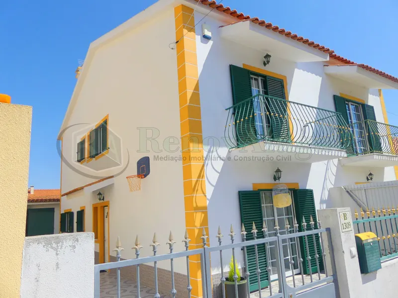 Maison jumelée 3 Chambre(s)+1