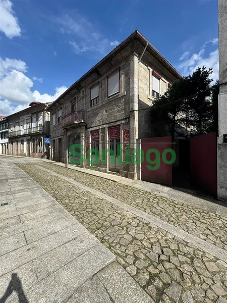Edificio 9 habitaciones