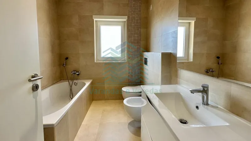 New 3 bedroom apartment in Torres Novas, with garage