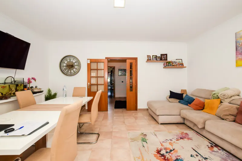 3-Bedroom Apartment with Garage and Storage - Torres Novas