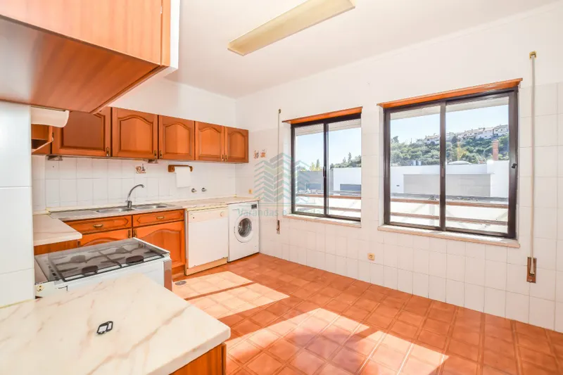 Apartamento T2 no centro de Torres Novas para Arrendamento