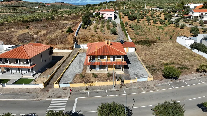 Haus 6 Schlafzimmer DÚPLEX